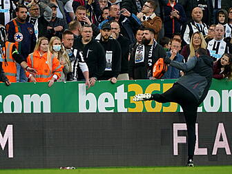 Tottenham-Newcastle suspended...